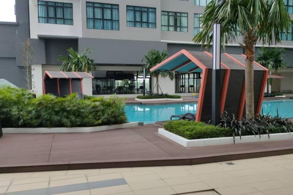 Conezion 3-Bedroom Condo @ Ioi City Mall Putrajaya Serdang  Kültér fotó