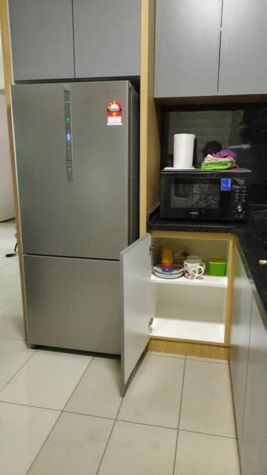 Conezion 3-Bedroom Condo @ Ioi City Mall Putrajaya Serdang  Kültér fotó